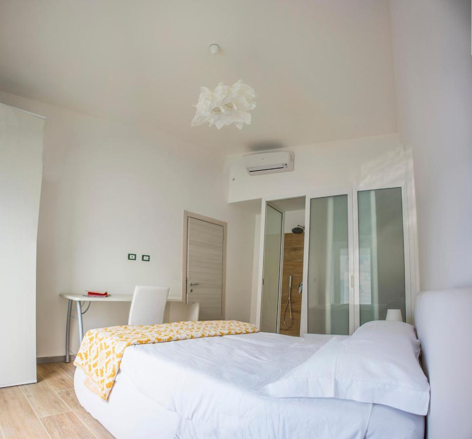 La Casa Di Penelope B&B E Noleggio Bici Elettriche Ispica Exteriér fotografie